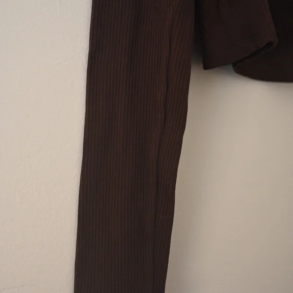 Bershka Dark Brown Asymmetrical Long Sleeve Crop Top Size Large Modern Y2K - Picture 6 of 6